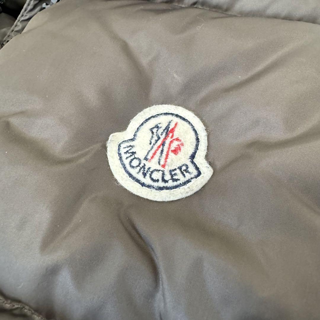 MONCLER モンクレール　ダウンベスト　カーキ　0サイズ