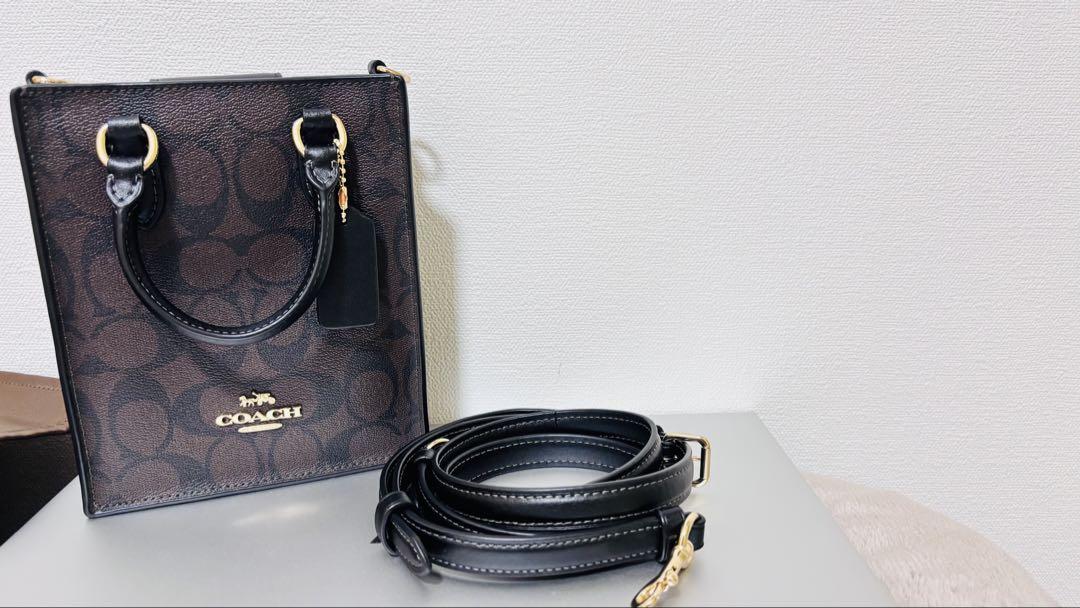 COACH ノース サウス ミニ トート・シグネチャー キャンバス