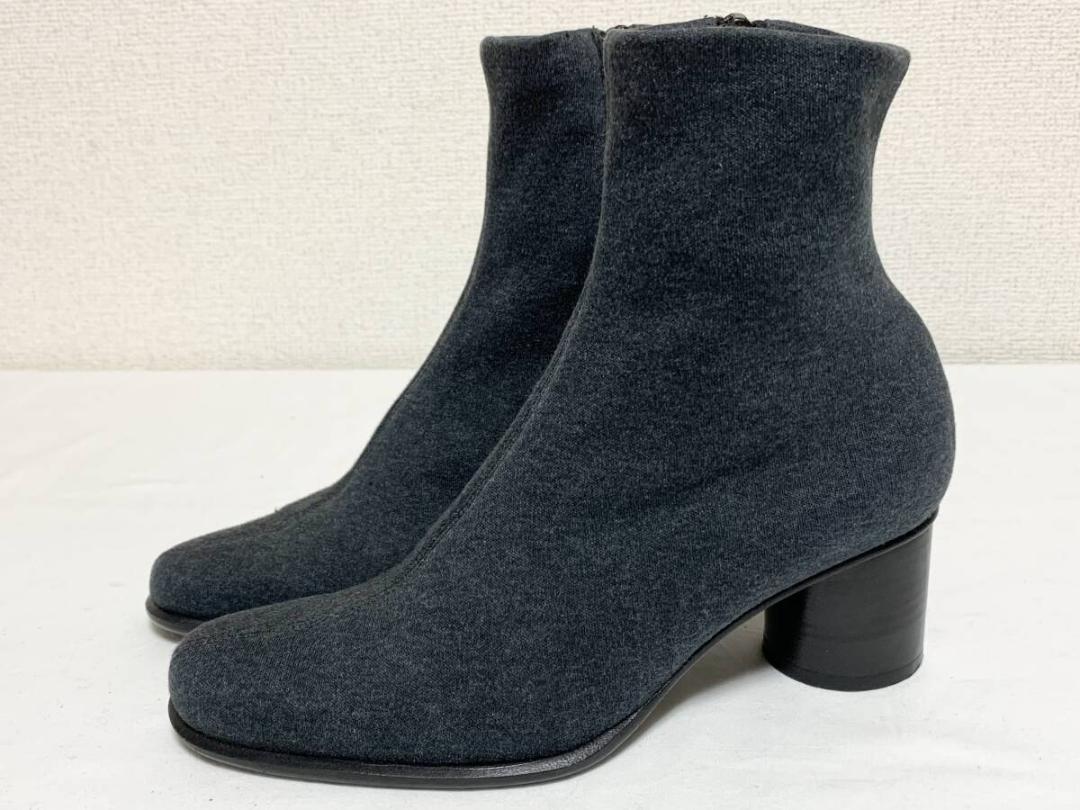 希少 美品 フェンディウール レザー ズッカ FF ショートブーツ ヒール 35