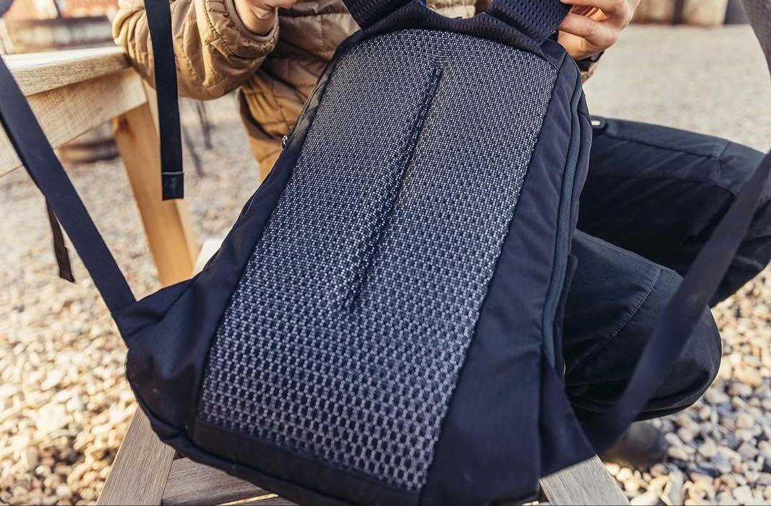 新品　グレゴリー　バックパック　ルーヌ22 カーボンブラック　リュックデイパック