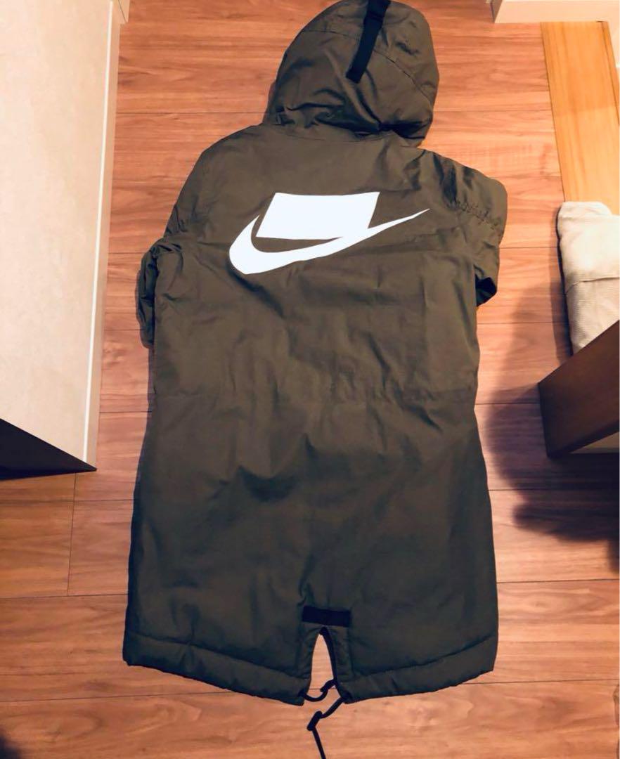 Nike フード付きダウンジャケット M オリーブ　メンズ NIKEダウンジャケット M