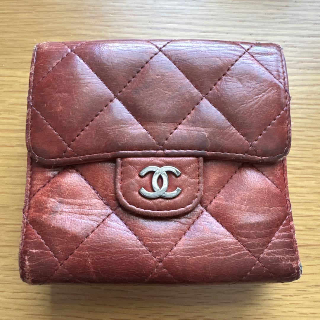 CHANEL 二つ折り財布 レッド キルティング