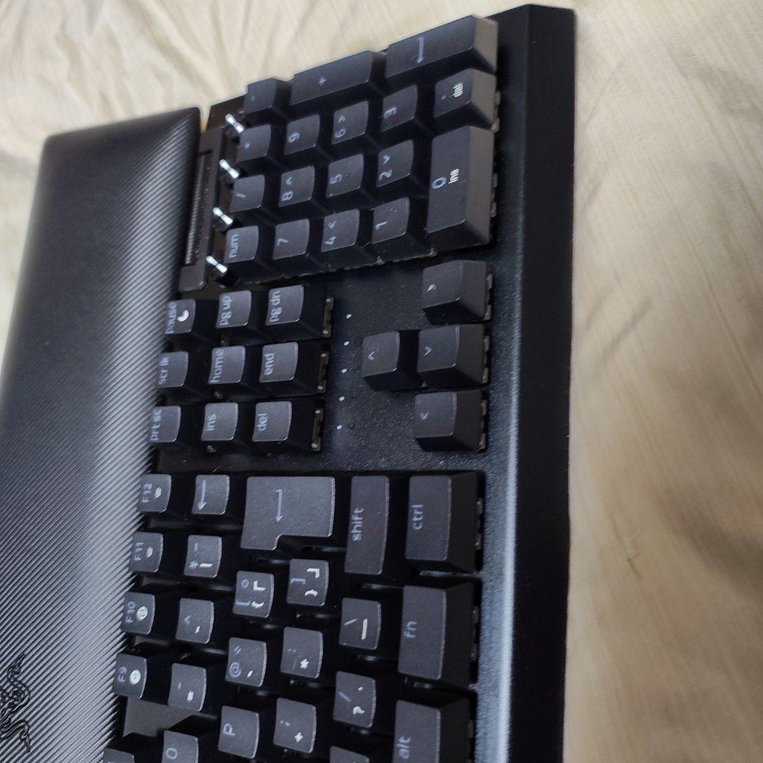Razer BLACKWIDOW V4 JP配列イエロースイッチ
