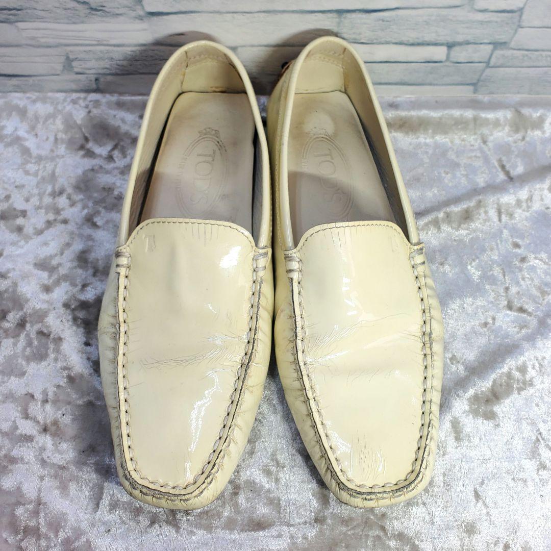 TOD'S トッズ 24.5cm ローファー 革靴 エナメル 白系 37.5