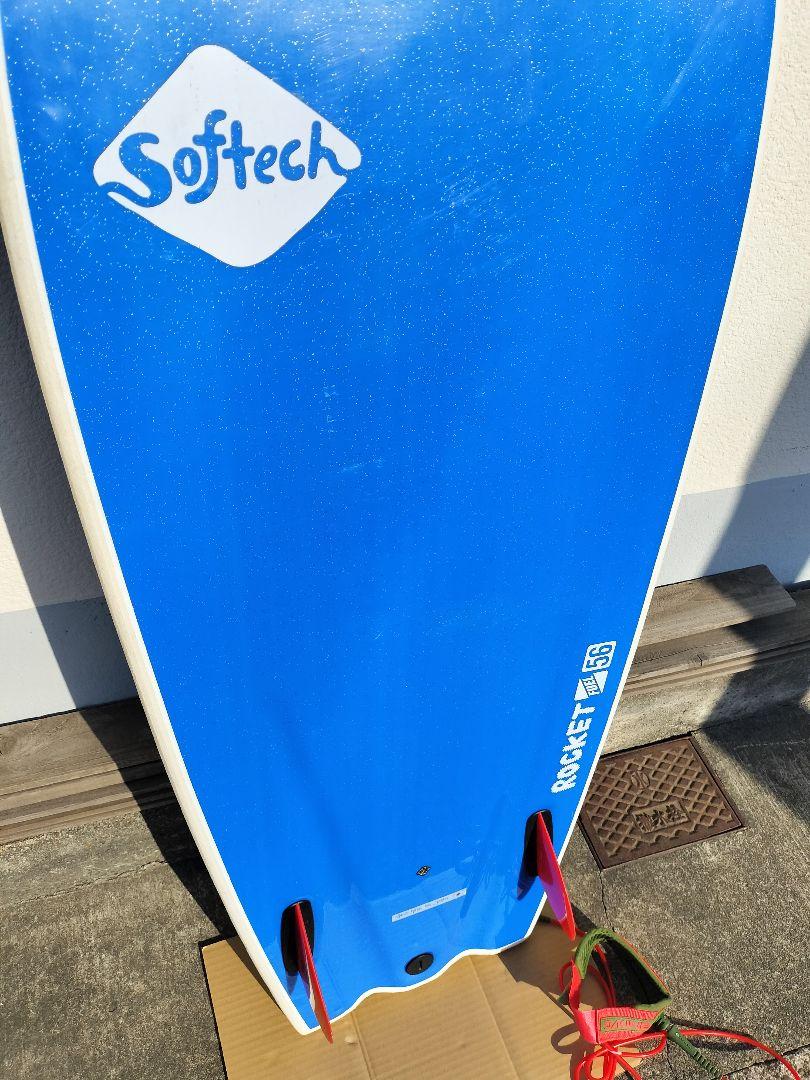 SOFTECH ROCKET 56 / FCSフィン、Dakineリーシュ付き