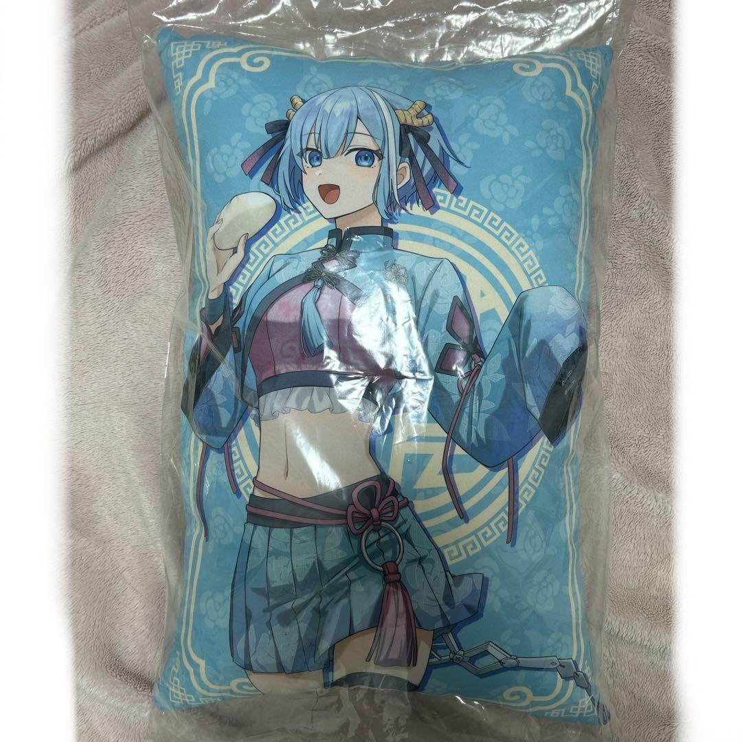 混血のカレコレ　ヒサメ　ダイカットクッション