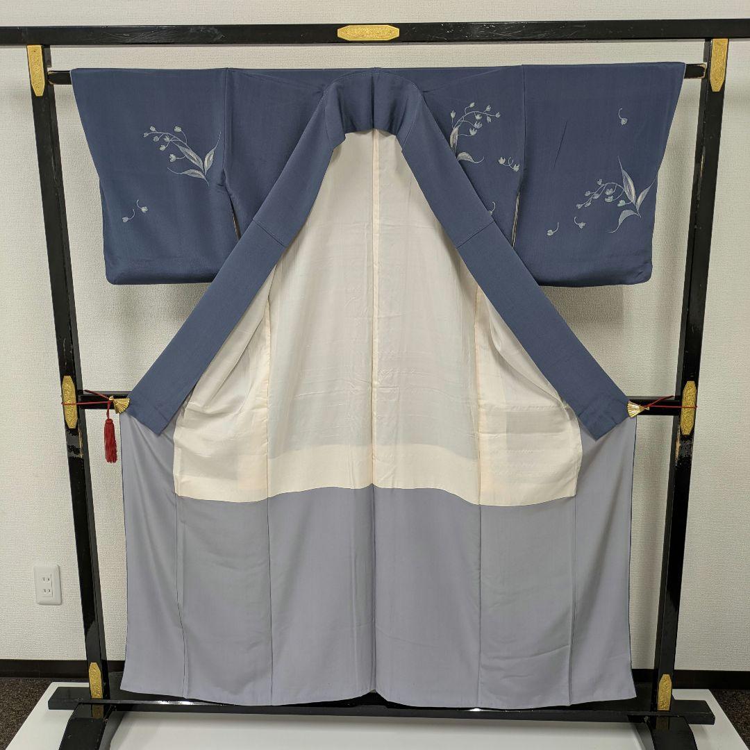 付け下げ 正絹 ろうけつ染 スズラン 紋無し 広衿 袷 着物 翼-437