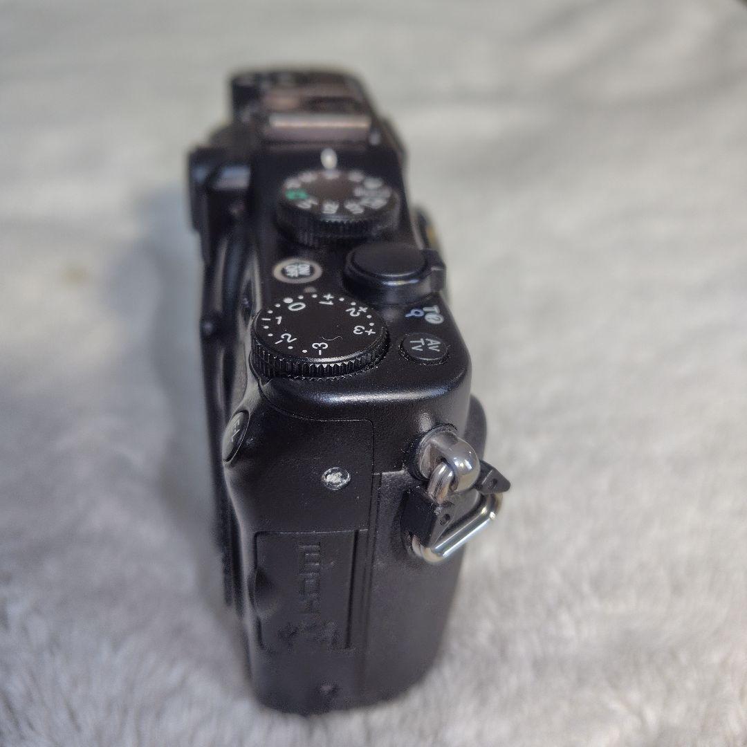 美品　ニコン NIKON COOLPIX P7000 コンパクトデジタルカメラ