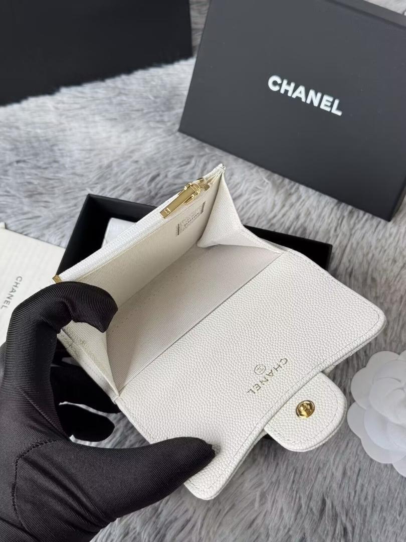 【完売必至◆限定キラキラCCロゴ】CHANEL 財布 三つ折り財布 CHANEL ブラック レザー 三つ折り財布 - メルカリ