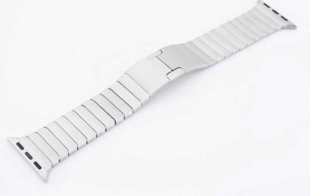 Apple Watch 7 41mm スターライト シルバーリンクブレスレット by メルカリ Apple Watch 7 41mm スターライト シルバーリンクブレスレット by メルカリ