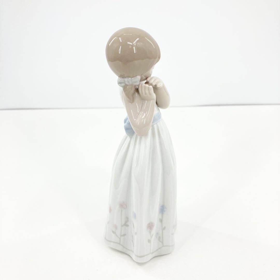 美品 LIADRO リヤドロ 我が家のプリンセス フィギュリン 少女 人形 置物