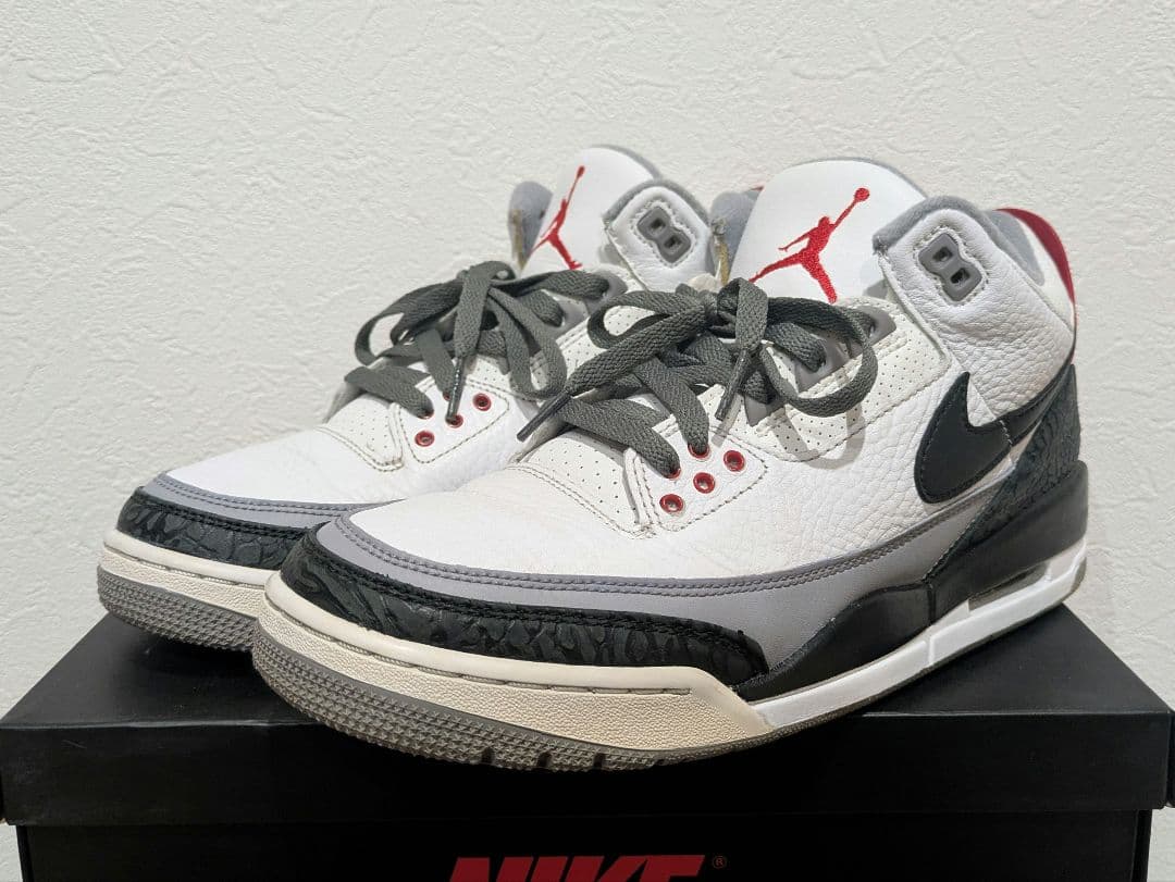 靴 Nike Air Jordan 3 Retro Tinker Hatfield