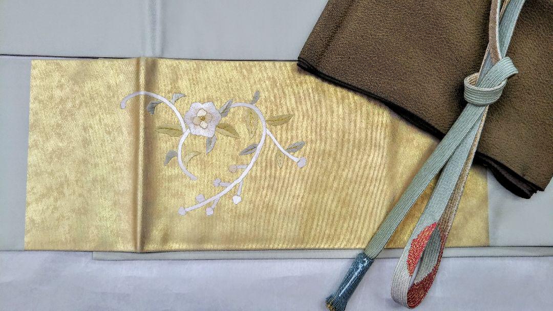 【在庫処分】新品正絹刺繍9寸名古屋帯　250 楽天市場】【新古品】 名古屋帯 九寸 未使用 正絹 染め帯 手描き