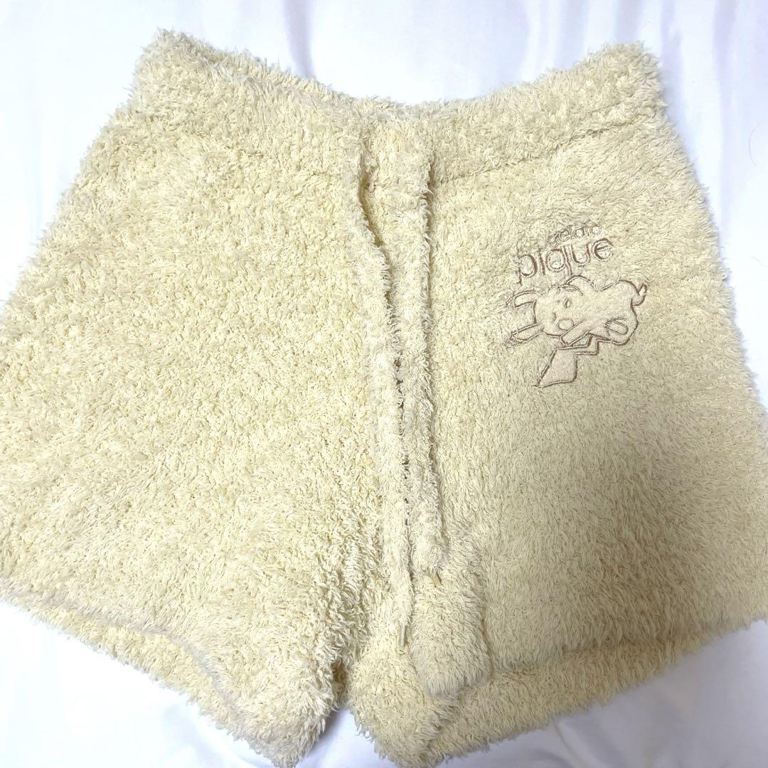 ジェラートピケ ピカチュウ パーカ＆ショートパンツセット