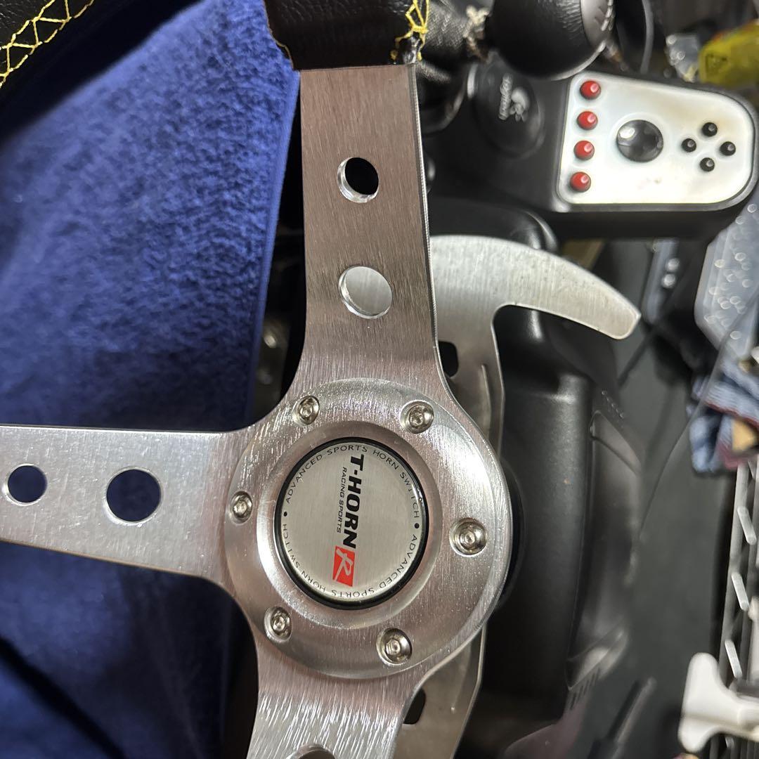 G27ハンドルコントローラー