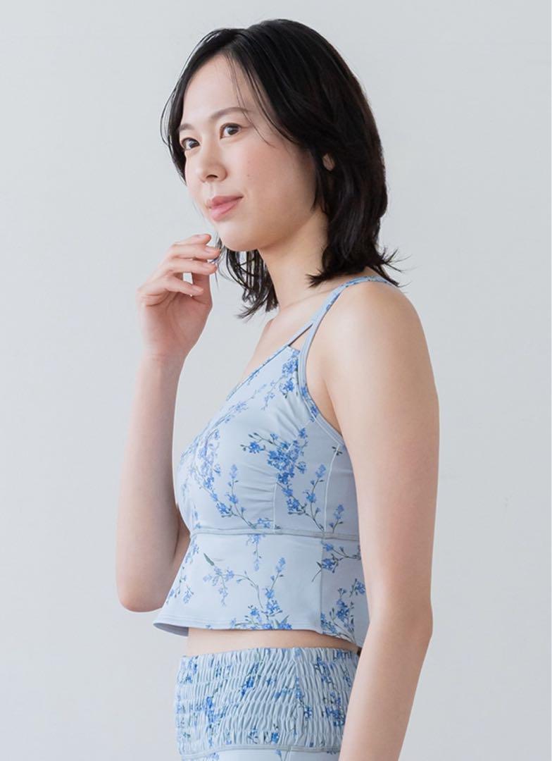 ✩新品未使用✩【SUKALA】スプリングフラワーフレアブラトップ Mサイズ