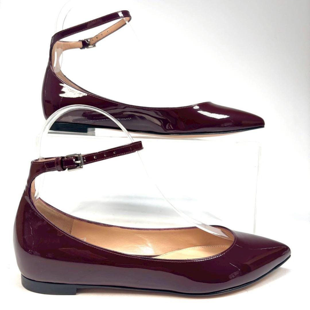 Gianvito Rossi ジャンヴィトロッシ　フラットシューズ　エナメル