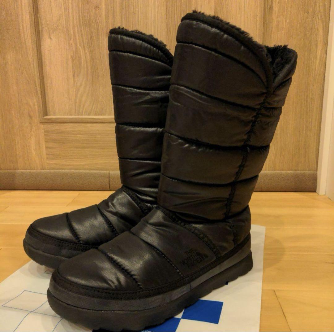 ノースフェイス　スノーブーツ　24㌢　美品 美品！THE NORTH FACE スノーブーツ 黒24センチ 箱ありΩ