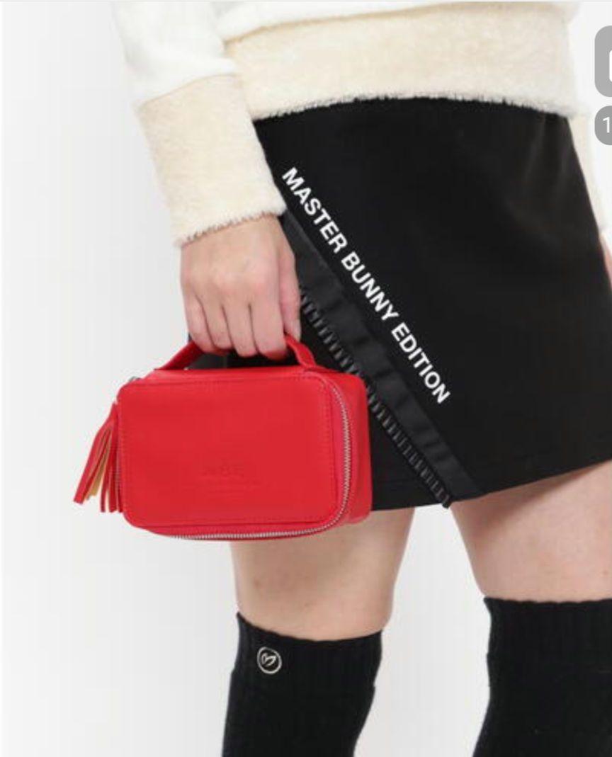 マスターバニーエディション　レッドポーチ　新品