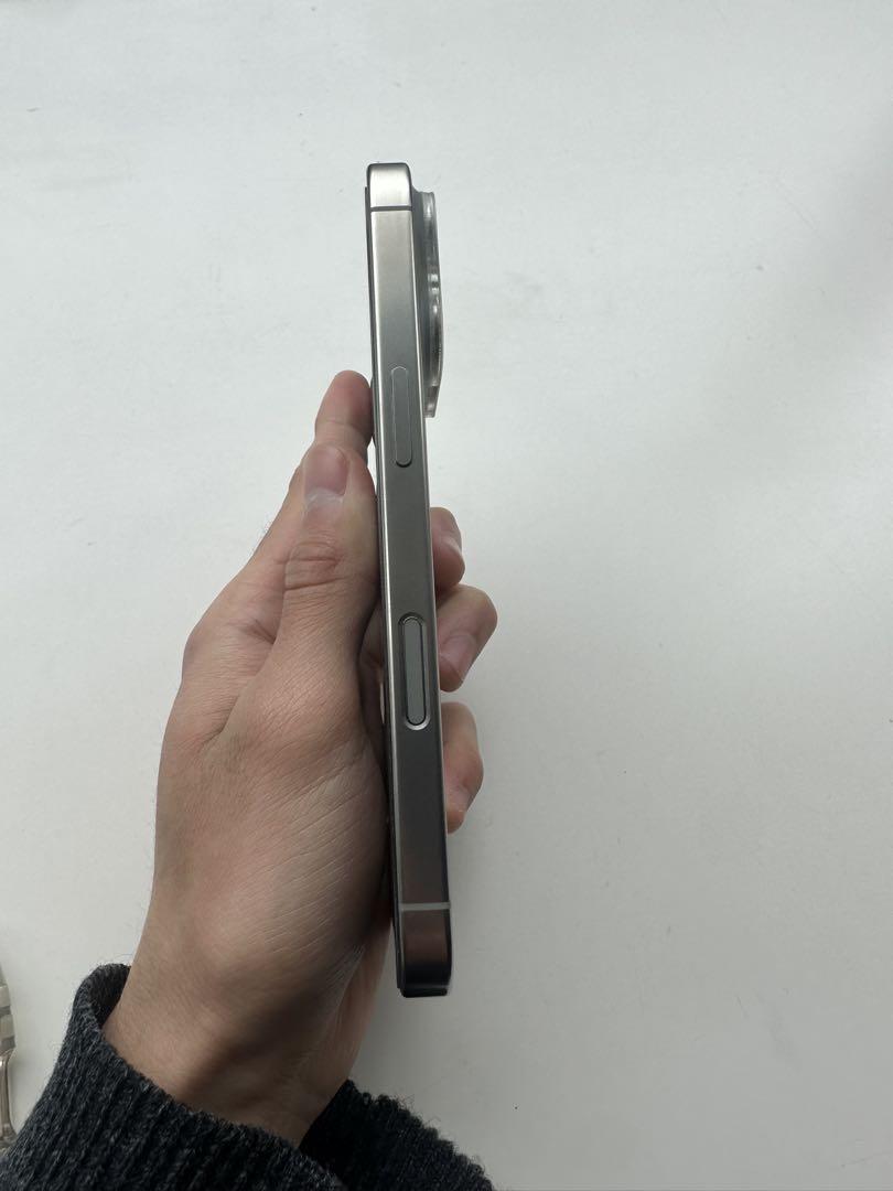 Apple iPhone16