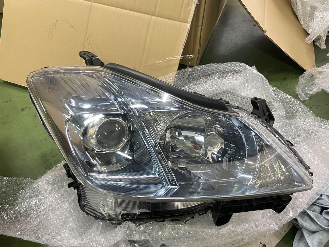 クラウン ハイブリッドDAA-GWS204 左ヘッドライトスタンレー P7078 クラウン/ハイブリッド/200系/GWS204 純正 右ヘッドライト