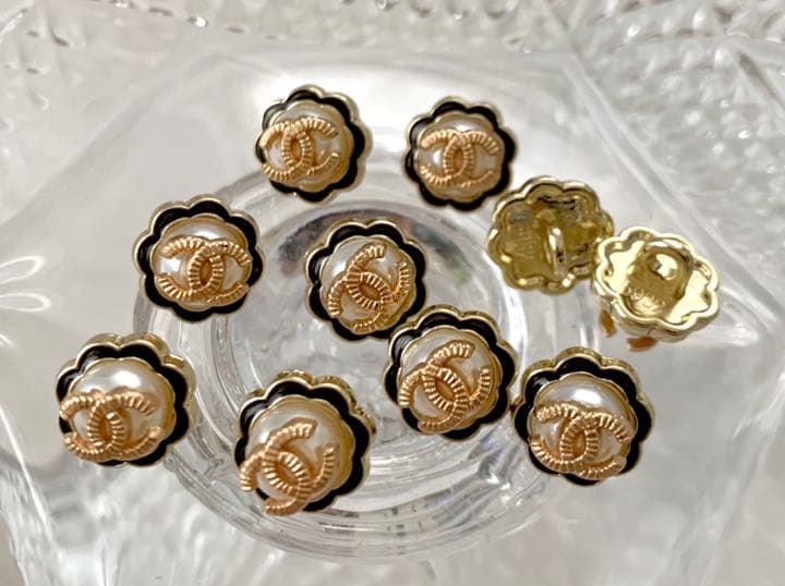 CHANELボタン 小花 ブラック bprsubang.com