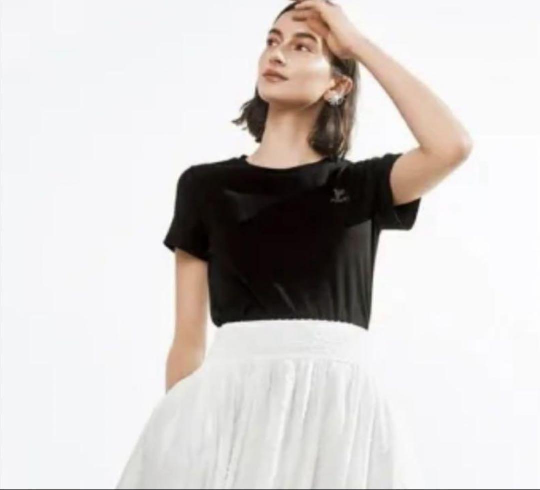 フォクシー　ブラック　ロゴ入りTシャツ　38 Starry Sky