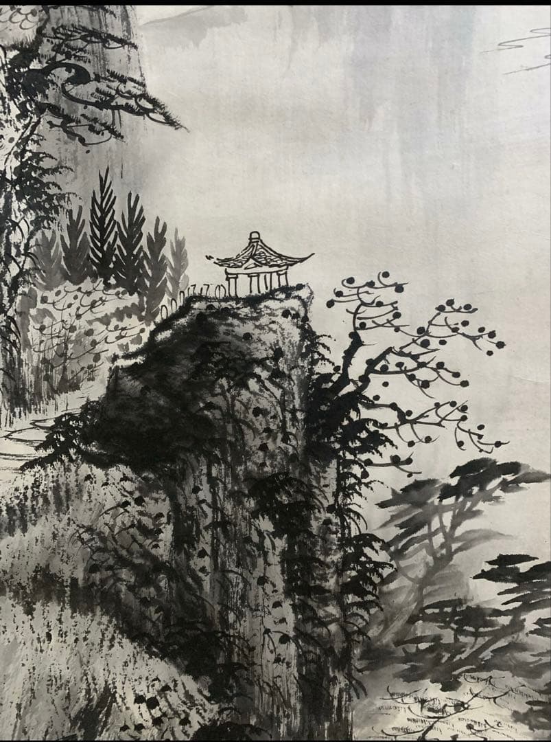 中国山水画 掛け軸 手描き 水墨 山岳風景 アート 壁掛け 美品 山水画