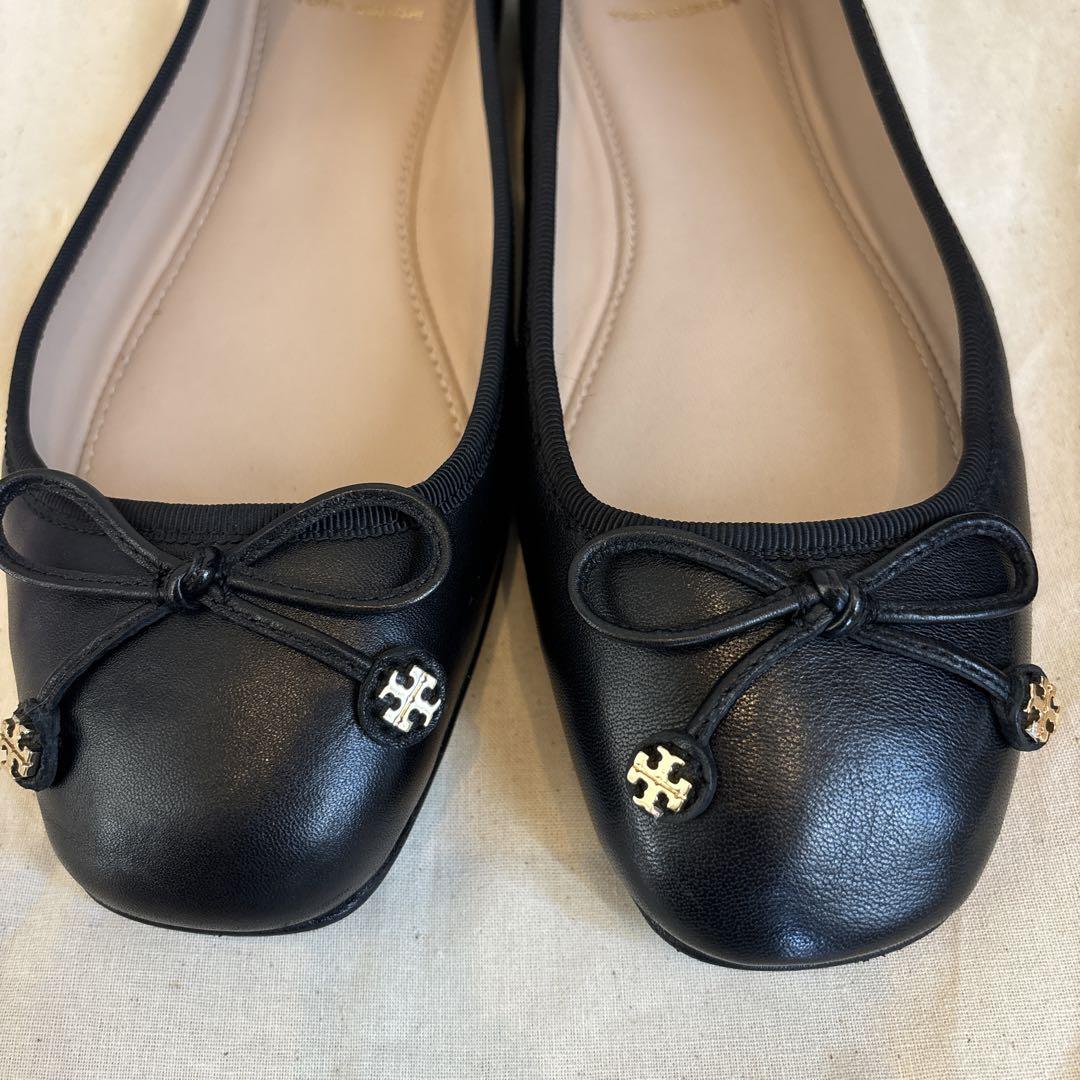 TORY BURCH 黒 フラットシューズ リボン装飾