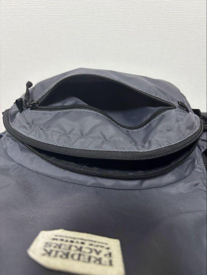 フレドリックパッカーズ　210D DAY PACK グレー　美品