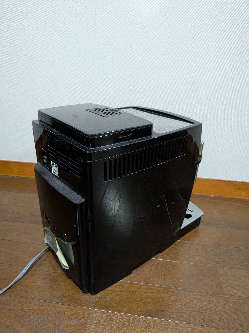 DeLonghi Magnifica S エスプレッソマシン