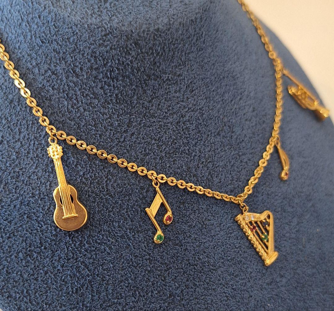 K18YGデザインネックレス