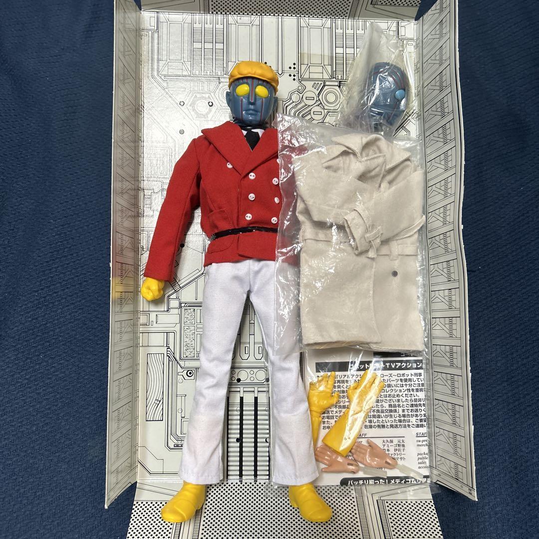 メディコム・トイ RAH ロボット刑事(コート TYPE)