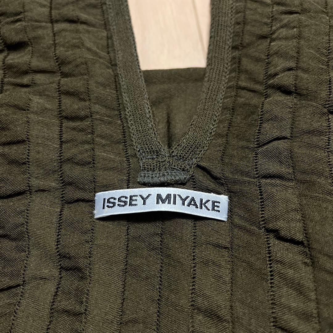 イッセイミヤケ トップス