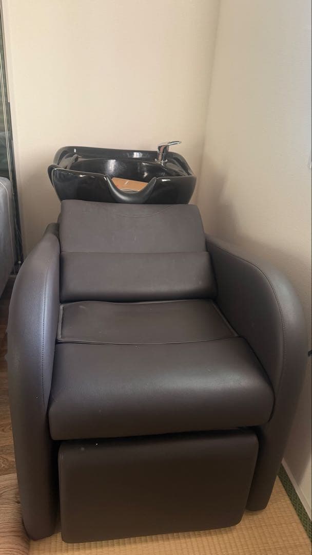 シャンプー椅子 黒 洗面器付き シャンプー椅子 黒 洗面器付き