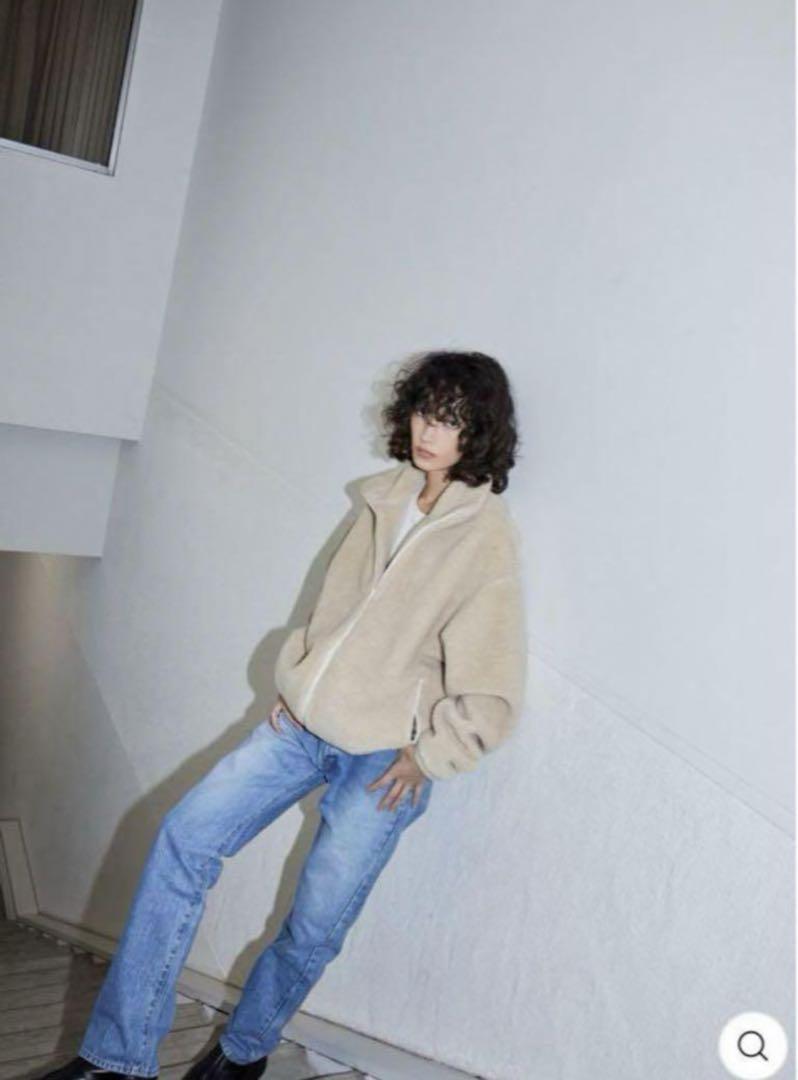 ENCIRCLE Go to jeans
