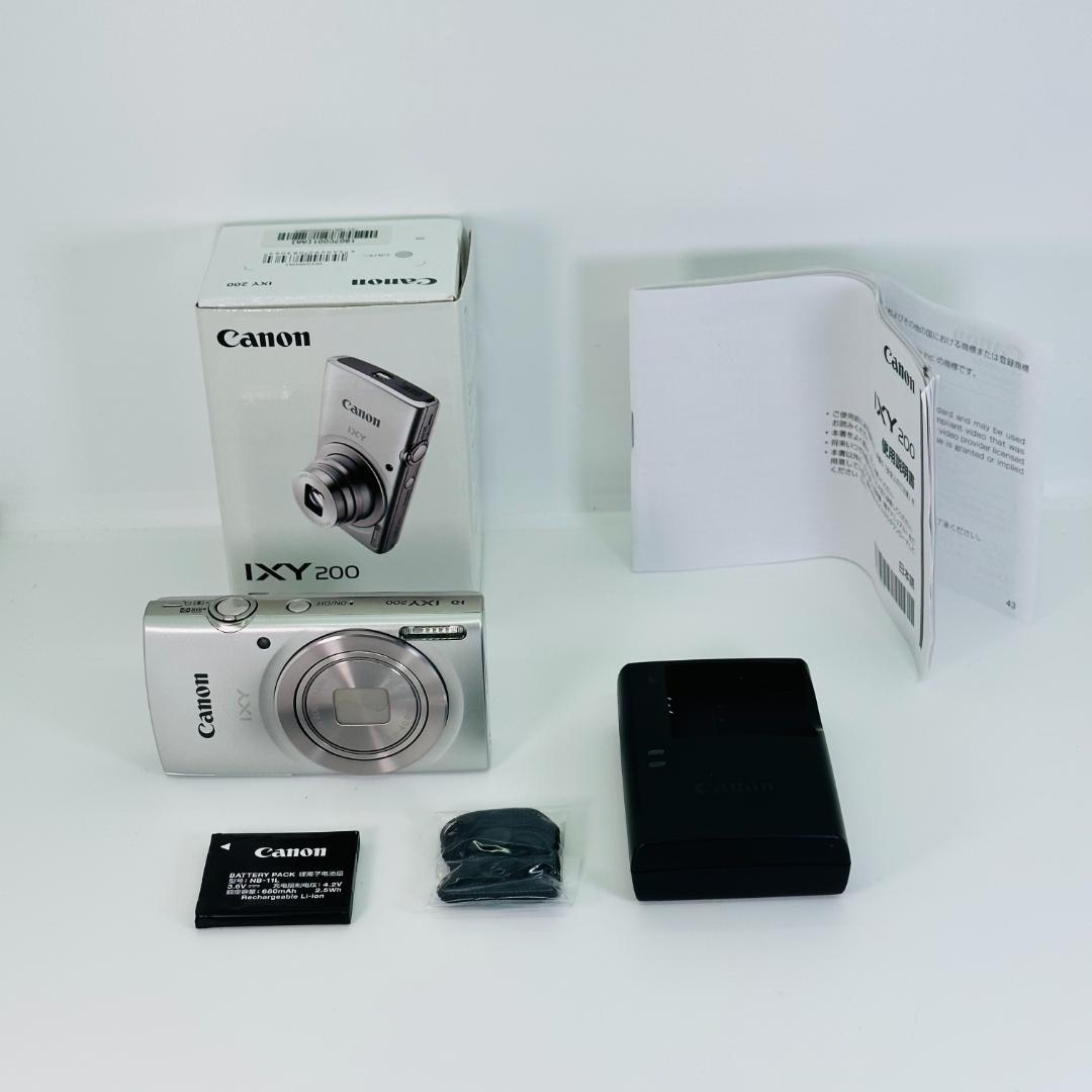 Canon IXY 200 シルバー デジタルカメラ 充電器付き Canon IXY DIGITAL 200 コンパクトデジタルカメラ 充電器 CF