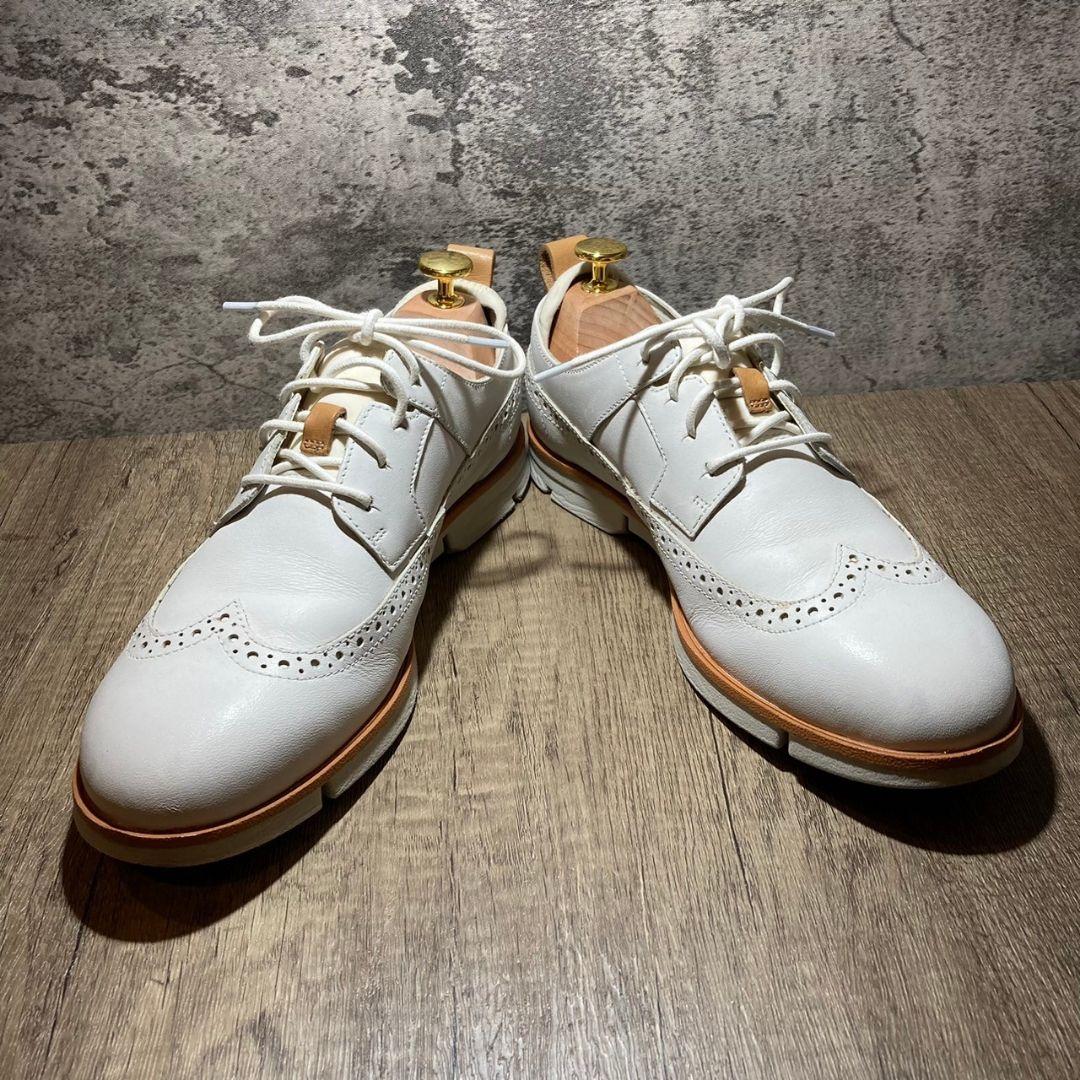 クラークス Clarks 白 スニーカー レザー ドレスシューズ ホワイト