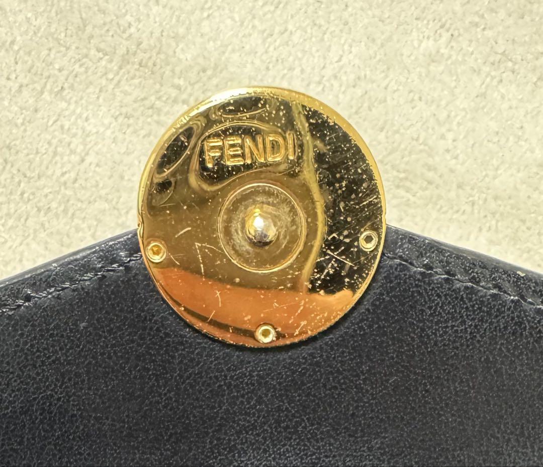 FENDI ブラック 三つ折り財布 保存袋付き（箱無し）