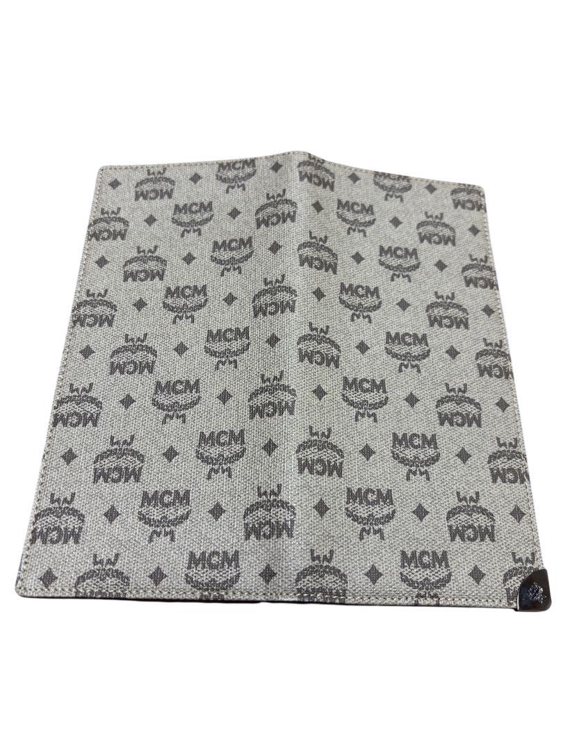 MCM ロゴパターン 長財布 ベージュ 未使用 MCM ロゴプリント 長財布 ベージュ - メルカリ