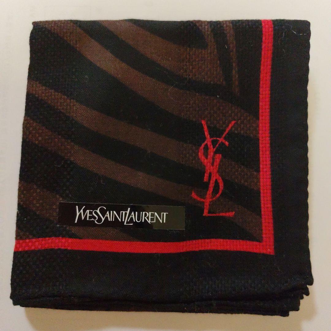 Yves Saint Laurent ゼブラ柄ハンカチ（50㌢） - メルカリ