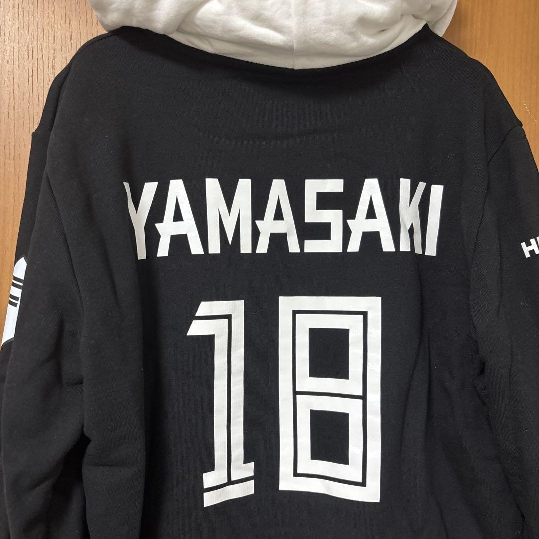 【お値下げ】FIGHTERS YAMASAKI 18 フード付きスウェット お値下げ】FIGHTERS YAMASAKI 18 フード付きスウェット