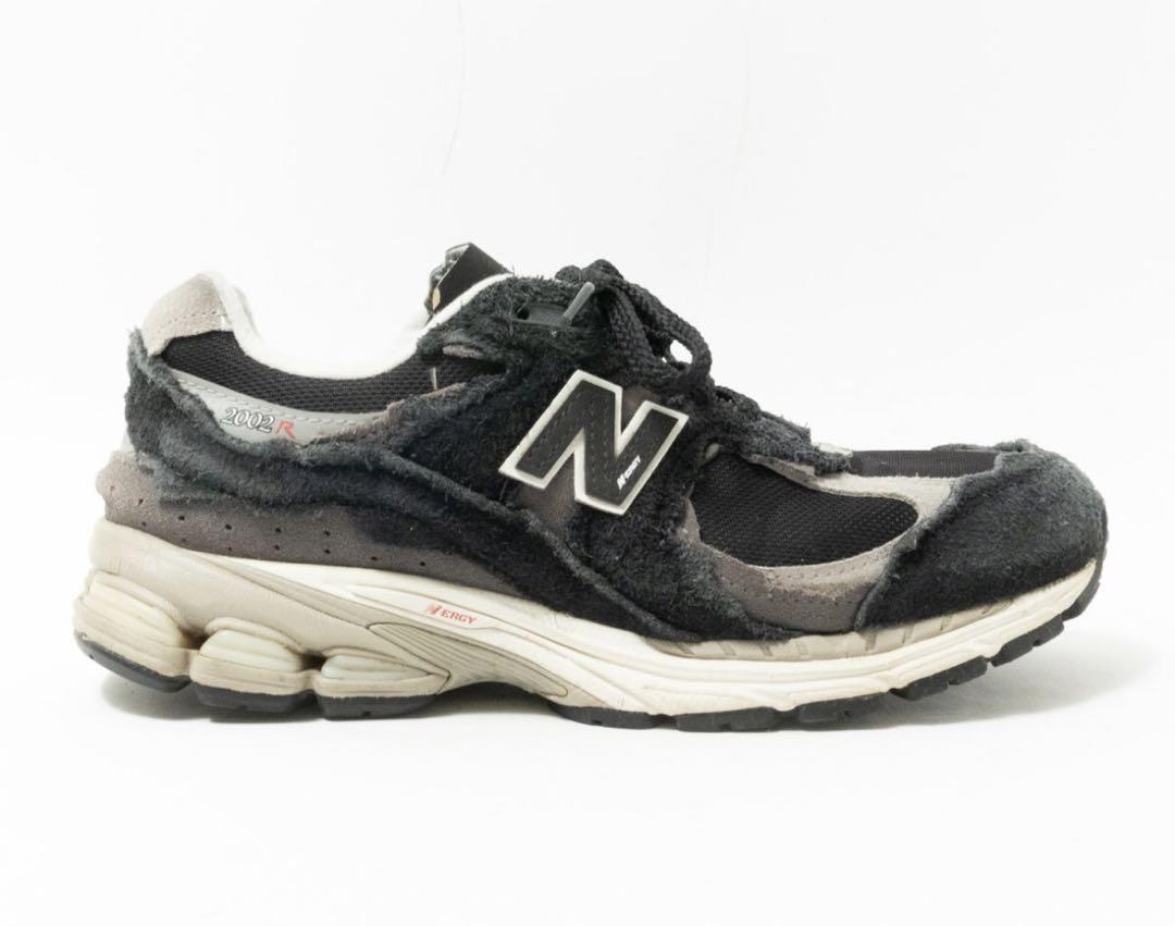 ●New Balance