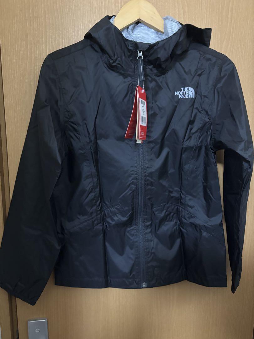 新品　The North faceウインドブレーカー　☆ガールズサイズ☆