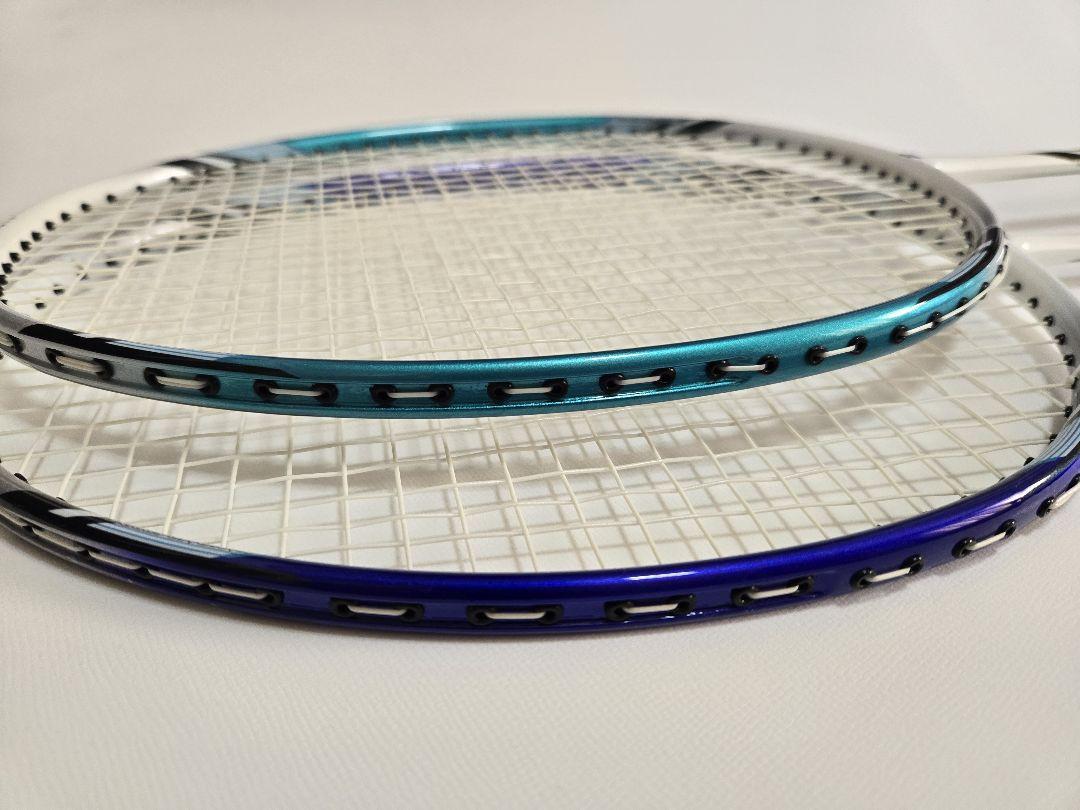 ヨネックス YONEX バドミントンラケット　美品　2本セット