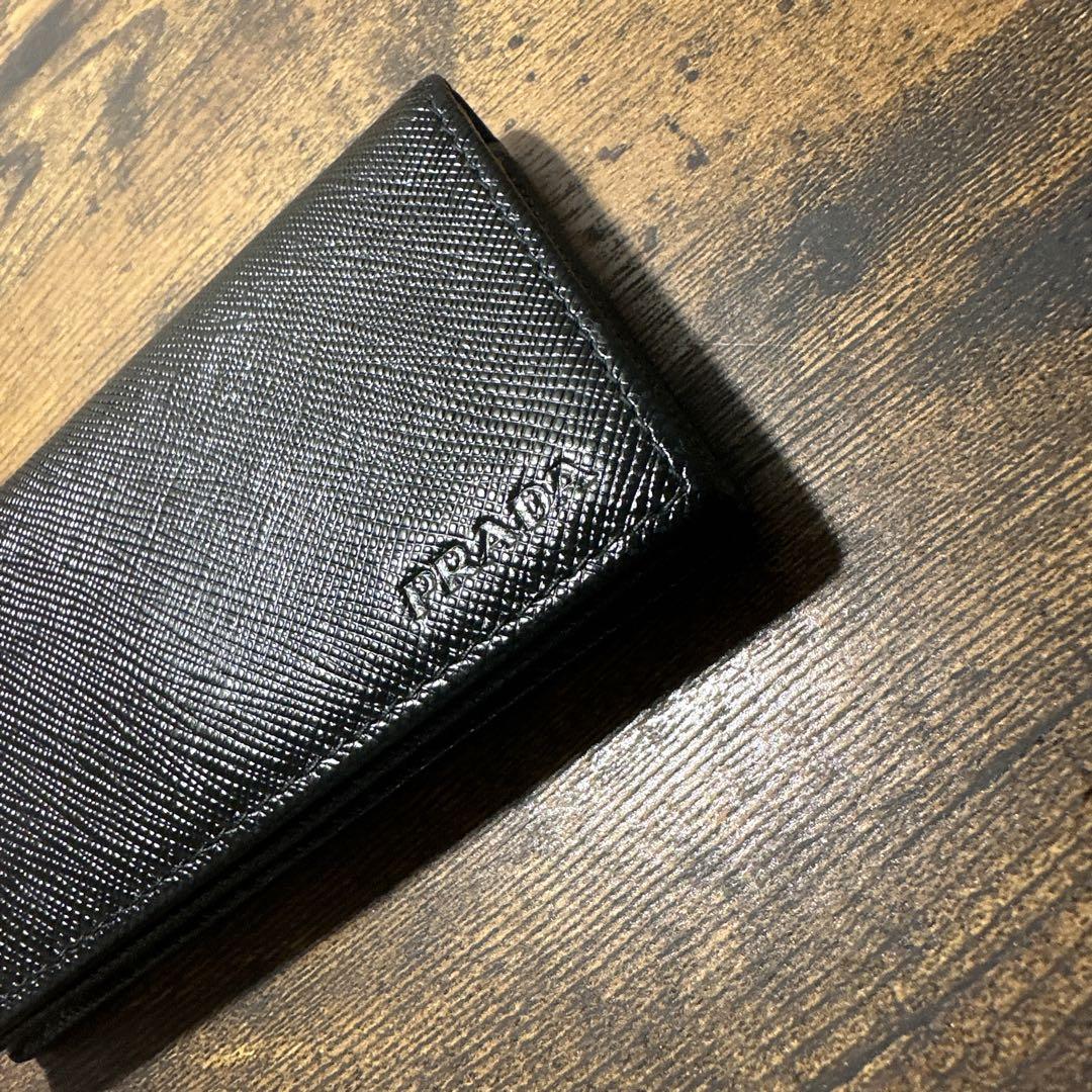 PRADA 名刺入れ ブラック　　⭐︎美品/正規品⭐︎