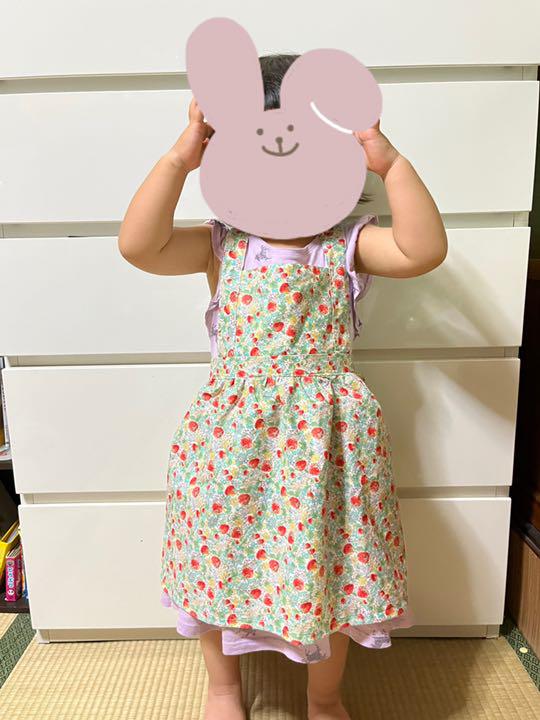 ハンドメイド ソランちゃん ナチュラルワンピースとサイドリボンの 最終在庫限り ソランちゃん ナチュラルワンピースとサイドリボンのエプロンドレス ハンドメイド おもちゃ/人形