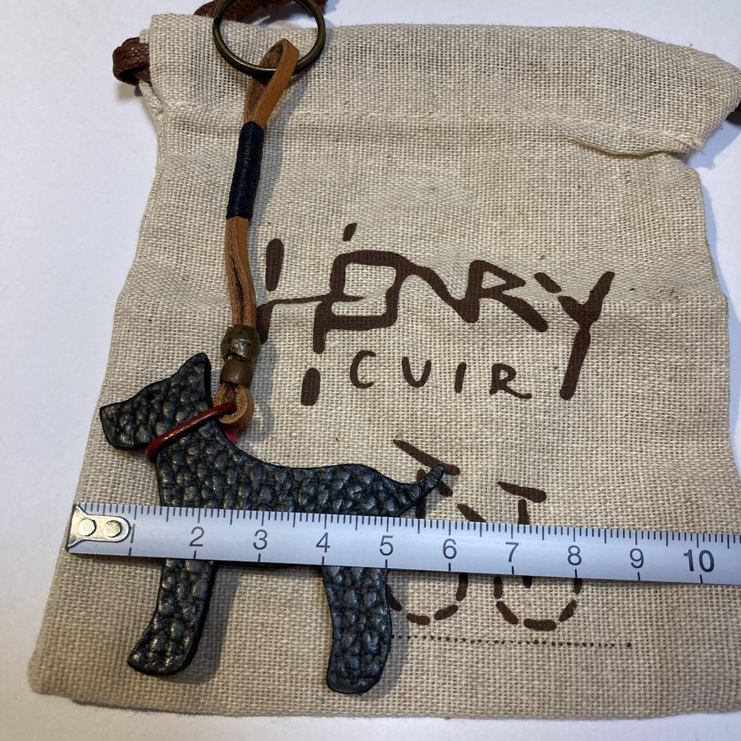 最新作豊富な Henry キーホルダー 未使用 9B6w2-m68760764597 Cuir アンリークイール 超激得爆買い