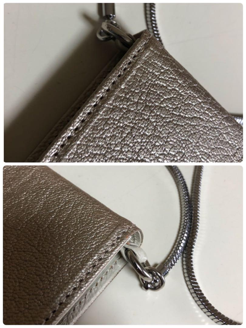 美品　本革　TOFF&LOADSTONE スマホケース　　パイソン