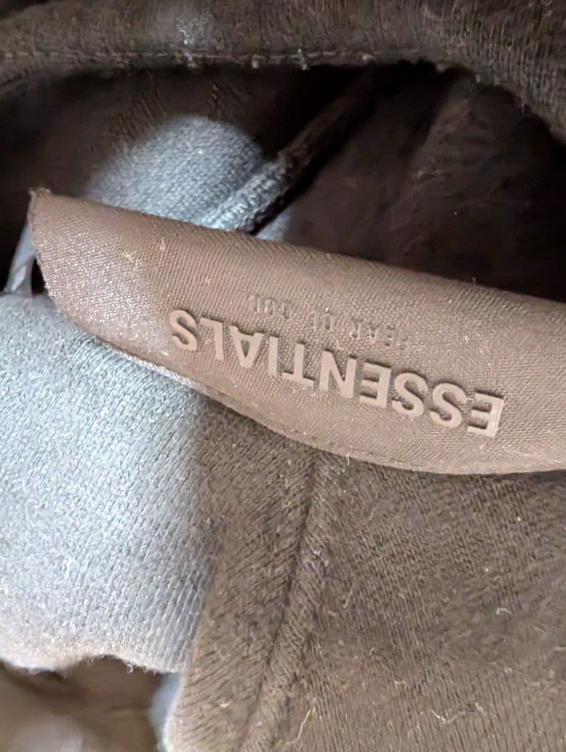 ESSENTIALS FEAR OF GOD パーカー Sサイズ